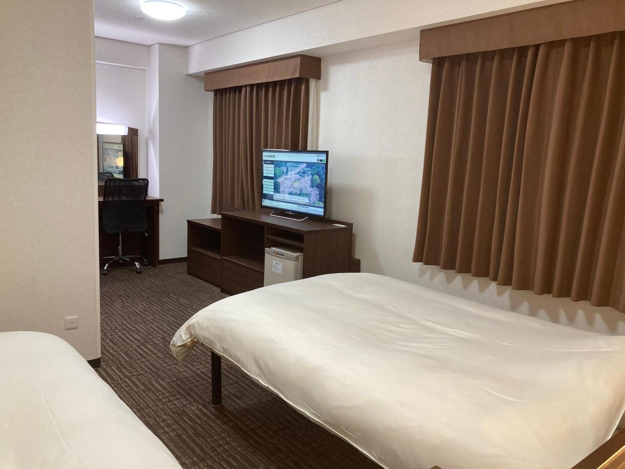 Hotel Alpha-One Miyakonojo Bagian luar foto